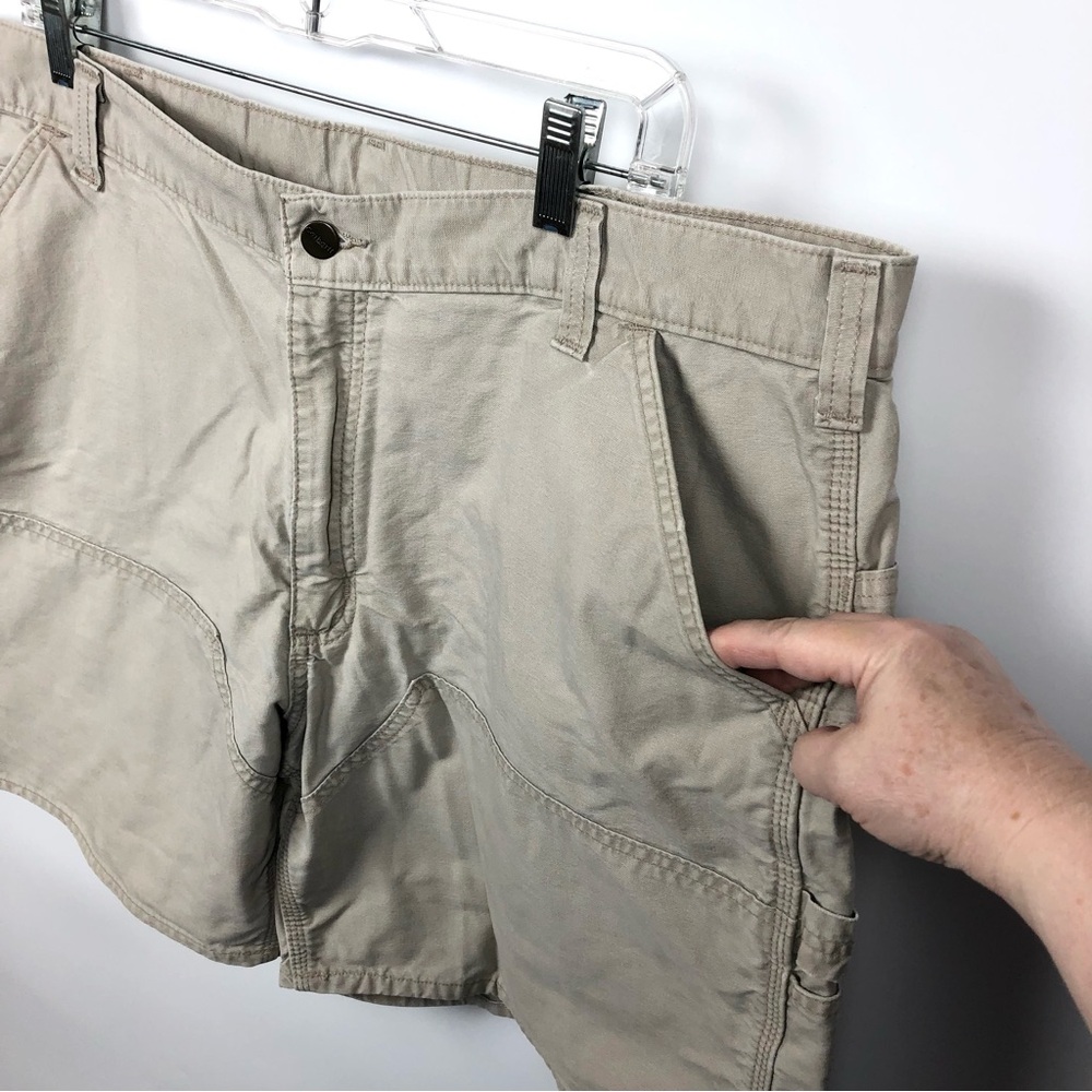 Carhartt Shorts Double Knee Carpenter Style 7” inseam Lt Tan VTG Mens Size 40 - Picture 7 of 16